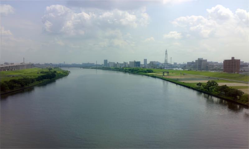 舎人線から見る荒川