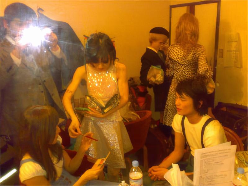 誰か意識してよ…