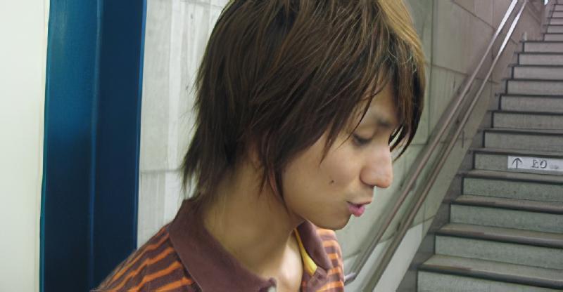 ベーシスト岩崎恵一