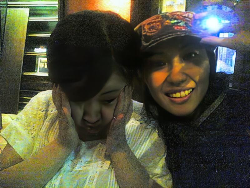 フラッシュないので真っ暗